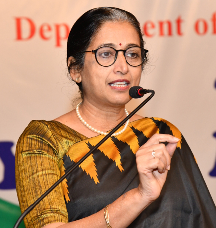 Vice-Chancellor, SNDTWU